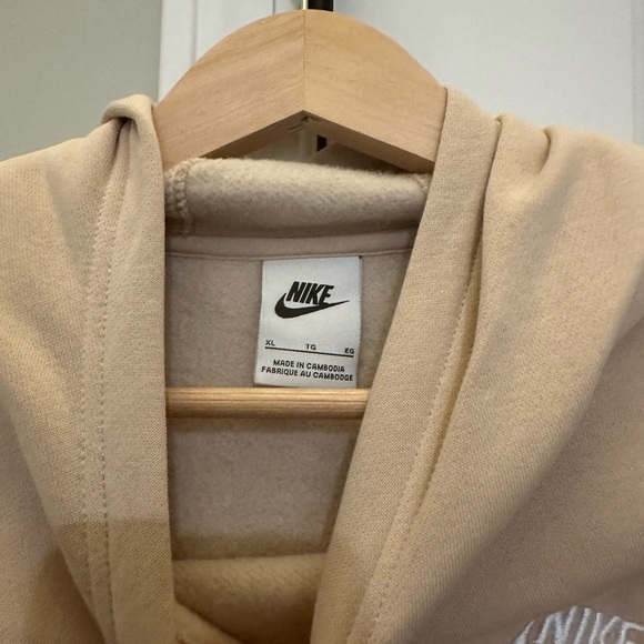 Nike Beige Hoodie - Picture 2 of 3